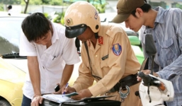 Bị thu bằng lái, nộp phạt tại kho bạc, lấy lại bằng ở đâu?